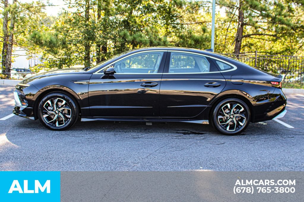 Used 2025 Hyundai Sonata SEL FWD image 6
