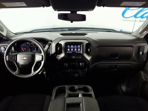 Used 2021 Chevrolet Silverado 1500 Custom AWD/4WD image 15