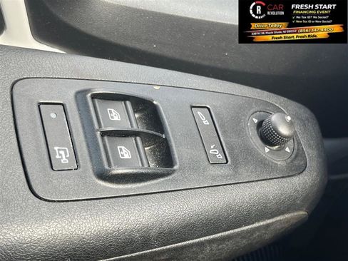 Used 2025 RAM ProMaster 3500 w/ Convenience Group image 27