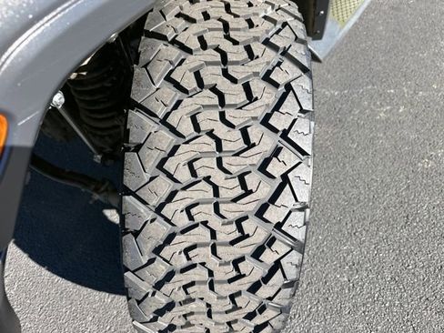 Used 2023 Jeep Wrangler Sport S image 29