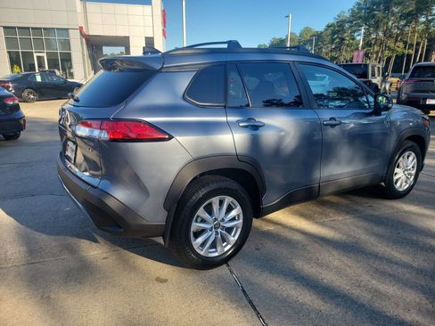 Certified 2025 Toyota Corolla Cross LE image 7