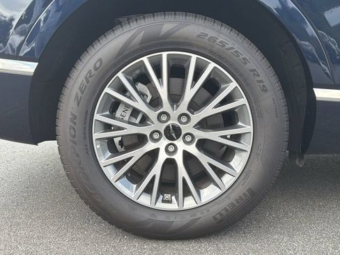 New 2026 Genesis GV80 2.5T Standard AWD/4WD image 19