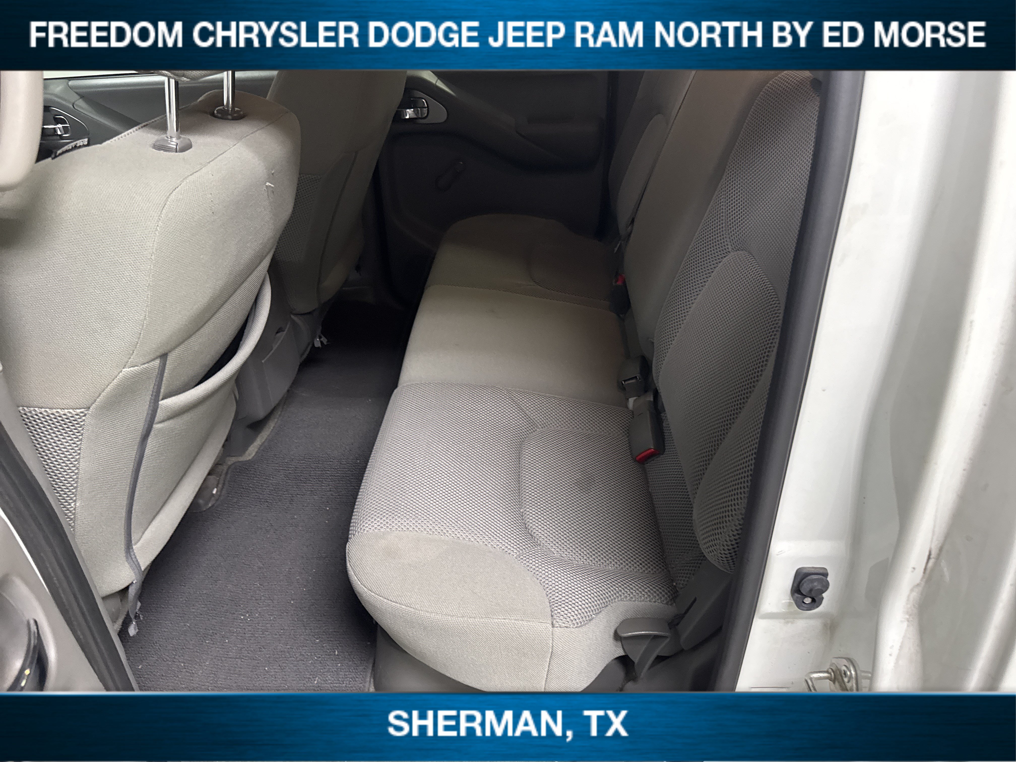 Used 2018 Nissan Frontier S RWD image 8