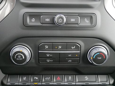 New 2026 Chevrolet Silverado 2500 Custom w/ Custom Value Package AWD/4WD image 20