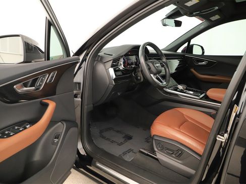 Used 2021 Audi Q7 3.0T Premium w/ Convenience Package image 14