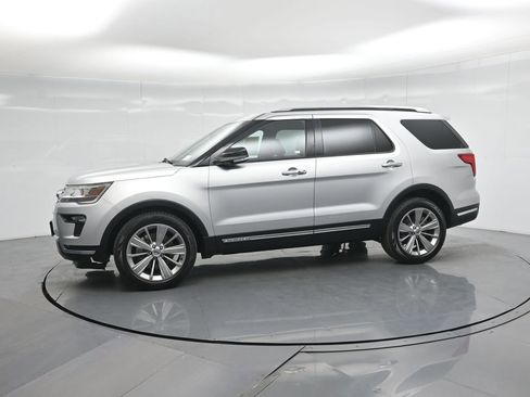 Certified 2018 Ford Explorer Limited image 31