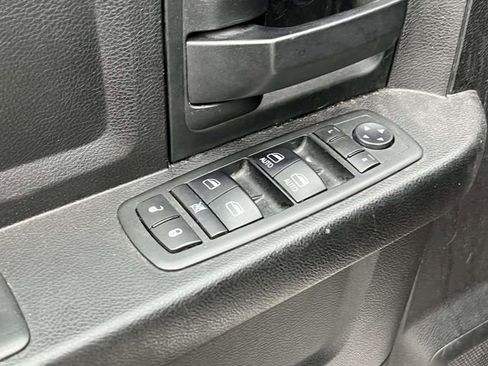 Used 2019 RAM 1500 Express w/ Express Value Package image 14