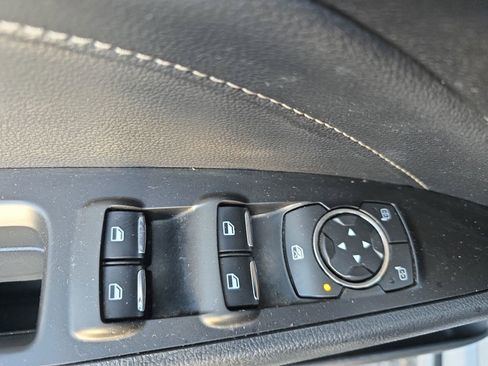 Used 2019 Ford Fusion Titanium FWD image 26