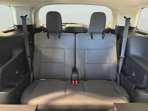 Certified 2025 Ford Explorer Active AWD/4WD image 16