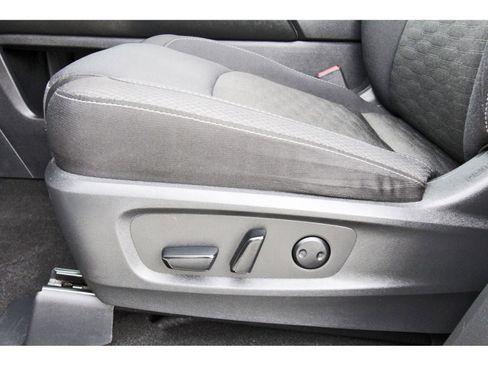 Used 2023 Nissan Pathfinder SV w/ SV Premium Package image 30