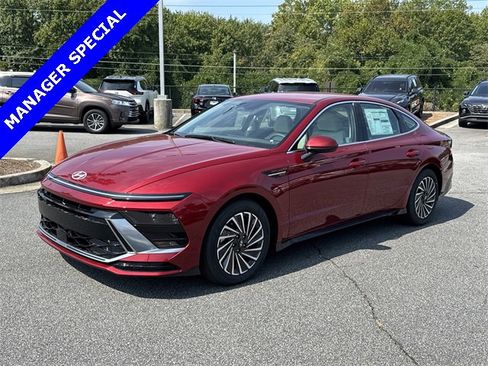 New 2025 Hyundai Sonata SEL image 3