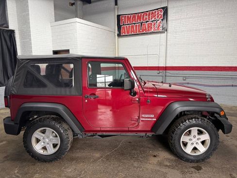 Used 2012 Jeep Wrangler Sport AWD/4WD image 3