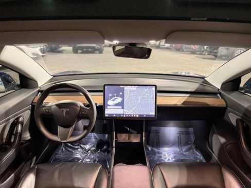 Used 2020 Tesla Model 3 Long Range image 22
