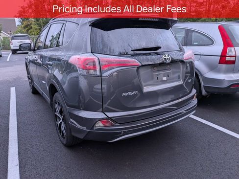 Used 2016 Toyota RAV4 SE FWD image 5