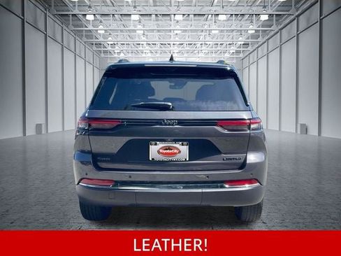 Used 2023 Jeep Grand Cherokee Limited w/ Luxury Tech Group II AWD/4WD image 9