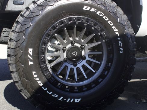 Used 2026 Toyota Tacoma SR5 image 19