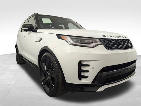 Used 2024 Land Rover Discovery Dynamic SE image 59