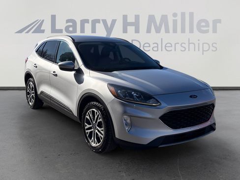 Used 2020 Ford Escape SEL image 7