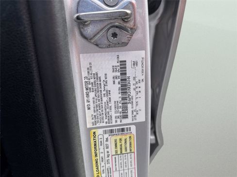 Used 2019 Ford Fusion SEL FWD image 37