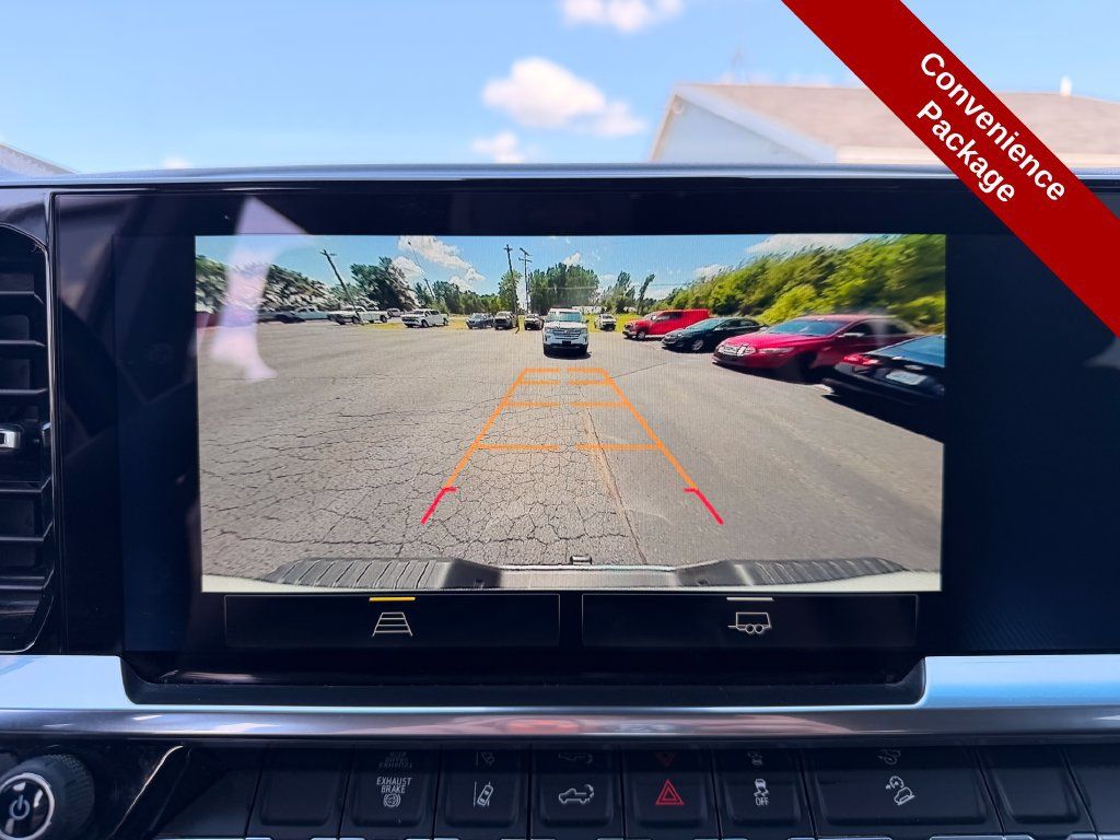 Used 2025 Chevrolet Silverado 2500 LT AWD/4WD image 29