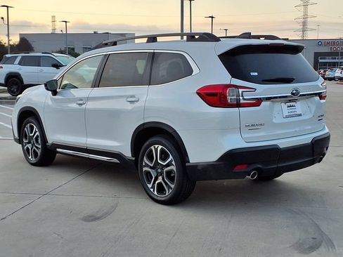 New 2026 Subaru Ascent Limited AWD/4WD image 2