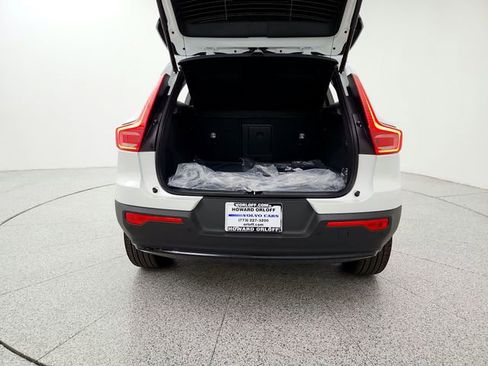 New 2026 Volvo XC40 B5 Ultra w/ Climate Package AWD/4WD image 19