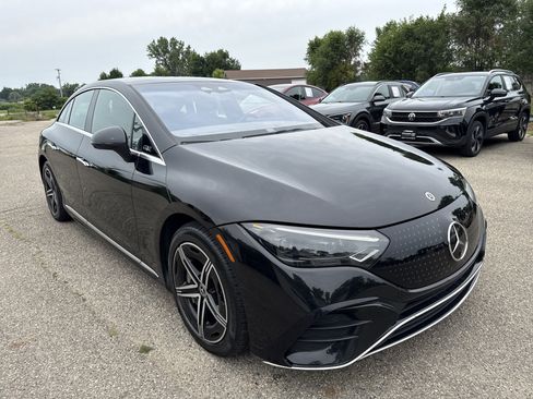 Used 2023 Mercedes-Benz EQE 350+ 4MATIC Sedan image 1