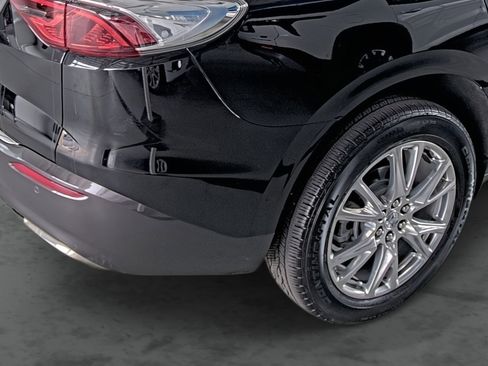 Used 2024 Buick Enclave Essence w/ Experience Buick Package image 13