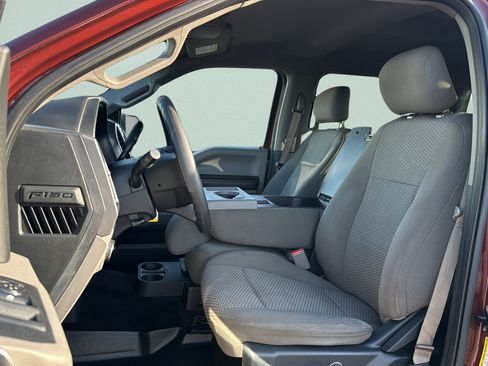 Used 2017 Ford F150 XLT AWD/4WD image 23