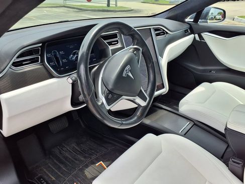 Used 2017 Tesla Model S 75D AWD/4WD image 18