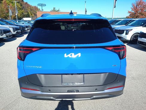 New 2026 Kia Sportage EX image 6