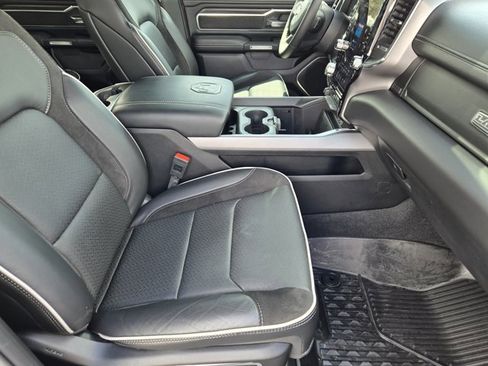 Used 2025 RAM 1500 Laramie w/ Sport Appearance Package image 13