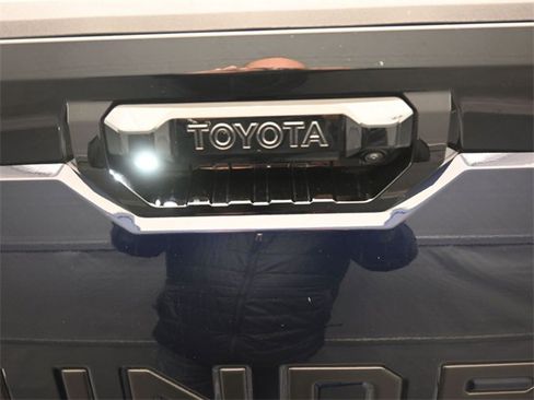 Used 2024 Toyota Tundra Platinum image 12