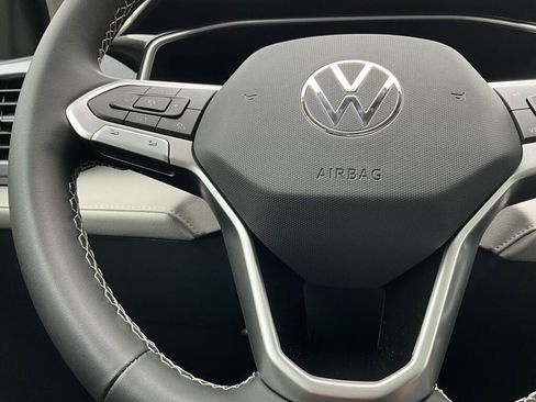 New 2026 Volkswagen Taos SEL image 23