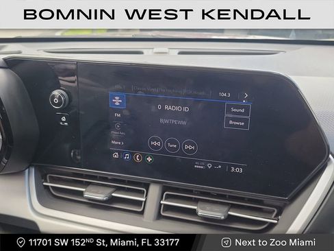 Used 2024 Chevrolet Trax LS w/ LS Convenience Package image 14