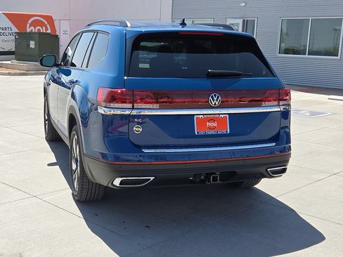 Used 2025 Volkswagen Atlas SE FWD image 9