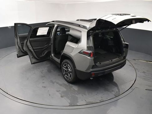 New 2026 Jeep Cherokee Laredo image 28