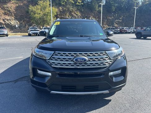 Used 2022 Ford Explorer Limited w/ Equipment Group 301A image 2