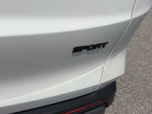 Used 2024 Honda CR-V Sport image 11