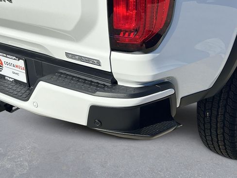 New 2026 GMC Canyon Elevation RWD image 29