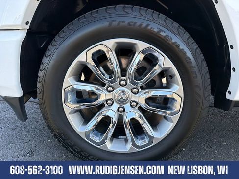 Used 2022 RAM 1500 Laramie w/ Sport Appearance Package AWD/4WD image 25