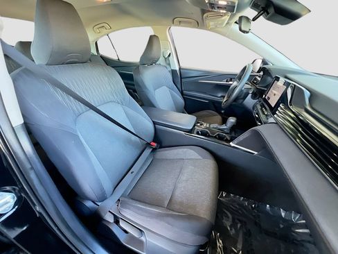 Used 2025 Toyota Camry LE FWD image 25