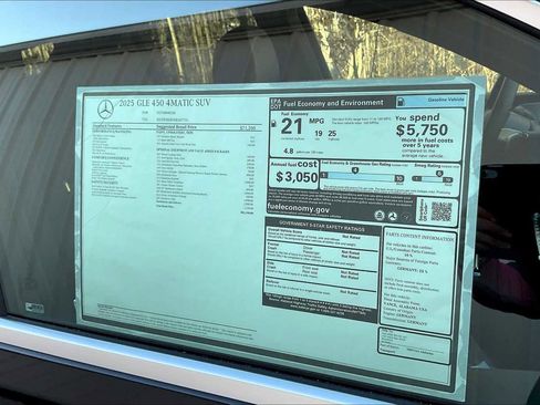 Certified 2025 Mercedes-Benz GLE 450 4MATIC image 17