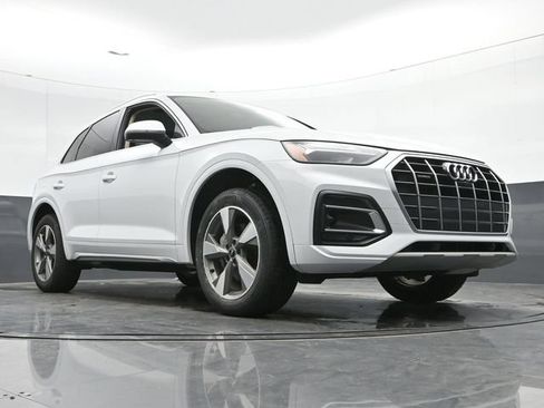 Used 2025 Audi Q5 2.0T Premium Plus w/ Premium Plus Package AWD/4WD image 32