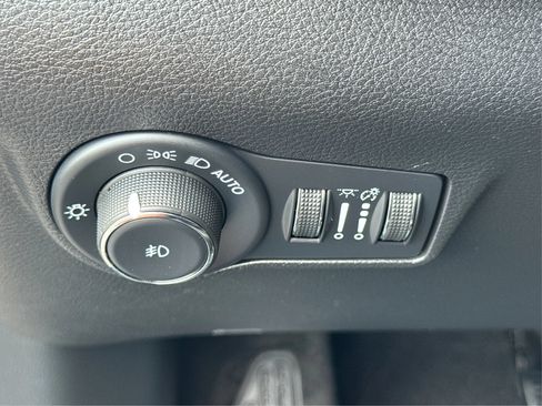 Used 2022 Jeep Compass Trailhawk w/ Trailhawk Elite Group AWD/4WD image 17