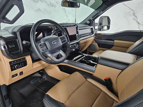 Used 2024 Ford F350 Lariat w/ Lariat Ultimate Package AWD/4WD image 13