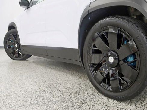 Used 2023 Fisker Ocean Extreme image 12