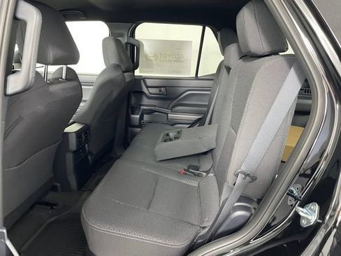 New 2026 Toyota 4Runner SR5 AWD/4WD image 6