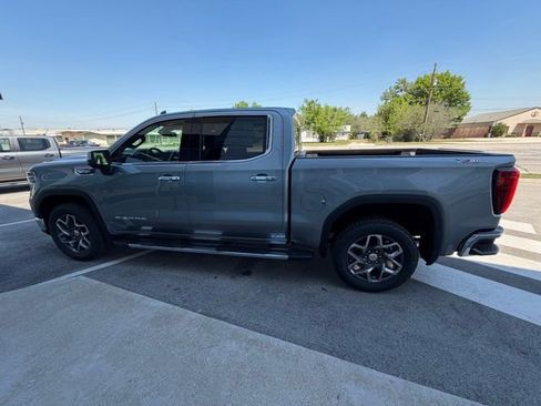 New 2026 GMC Sierra 1500 SLT AWD/4WD image 9