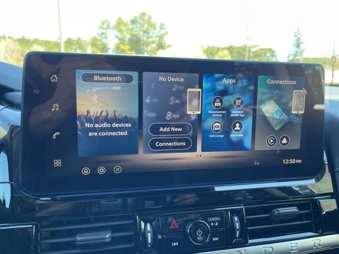 New 2026 Nissan Pathfinder SL w/ SL Premium Package (P04) image 8